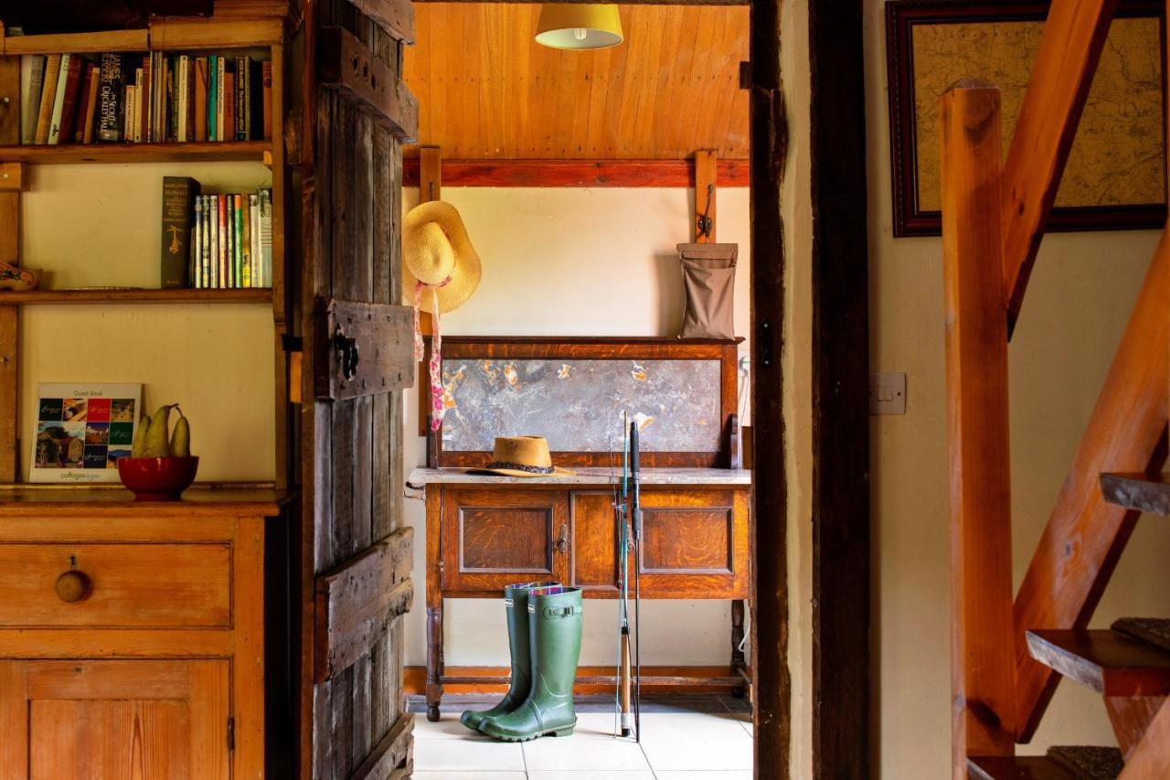 Finest Retreats - Great Cantal Granary Llandrindod Wells Extérieur photo