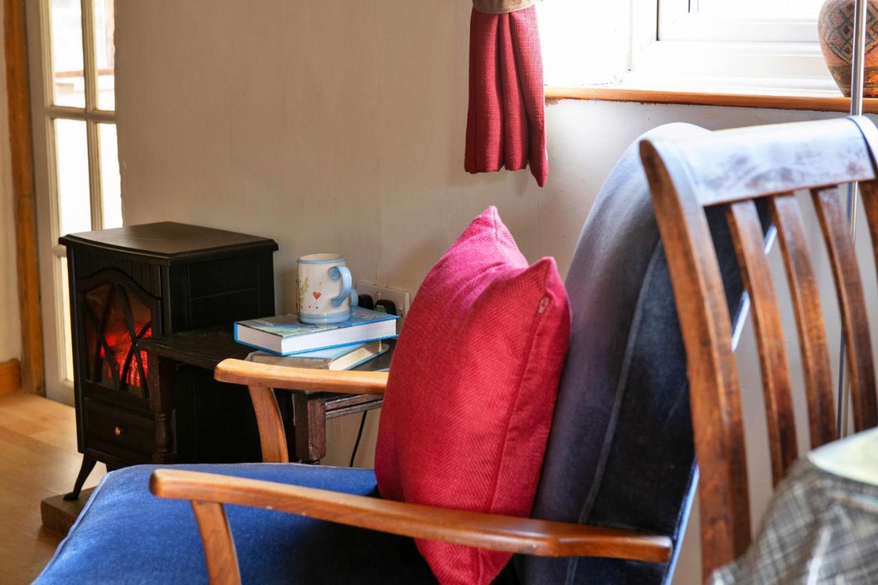 Finest Retreats - Great Cantal Granary Llandrindod Wells Extérieur photo
